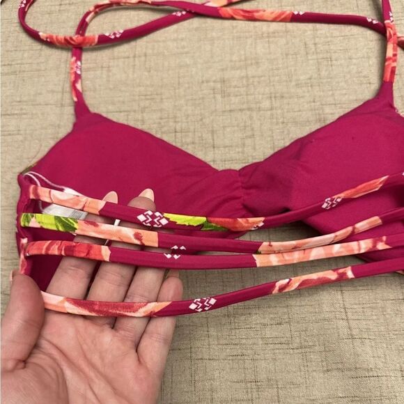 BODY GLOVE Bikini Top Womens Small Halter Floral Strappy Pullover Tie Closure - Picture 6 of 7